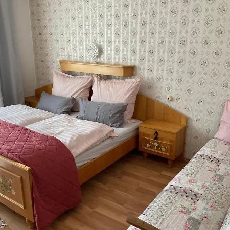 Bed & Breakfast Moserwirt 3*